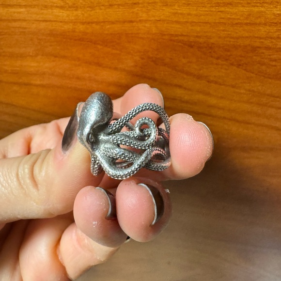 Small Octopus Ring, Sterling Silver Biker Ring, Animal Gothic Ring Size 4 - Picture 5 of 6